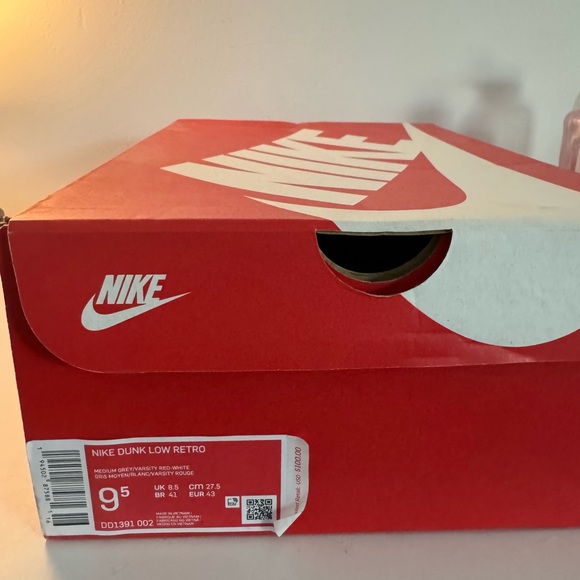 Nike Dunk Low Retro. Size 9.5 men’s. - Picture 3 of 5